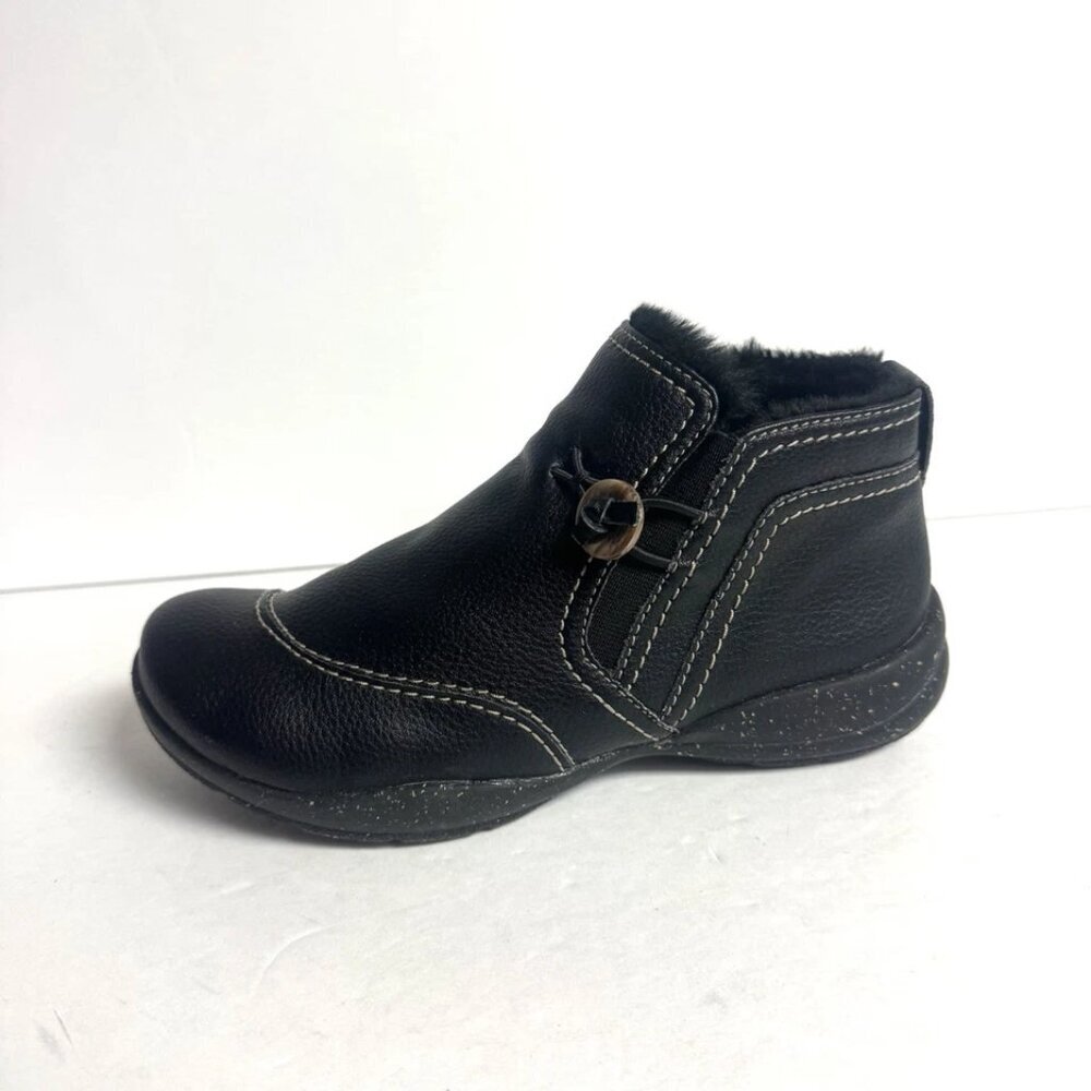 Clarkâs Womens Rosevilleaster Bootie Black Size 5.5 M